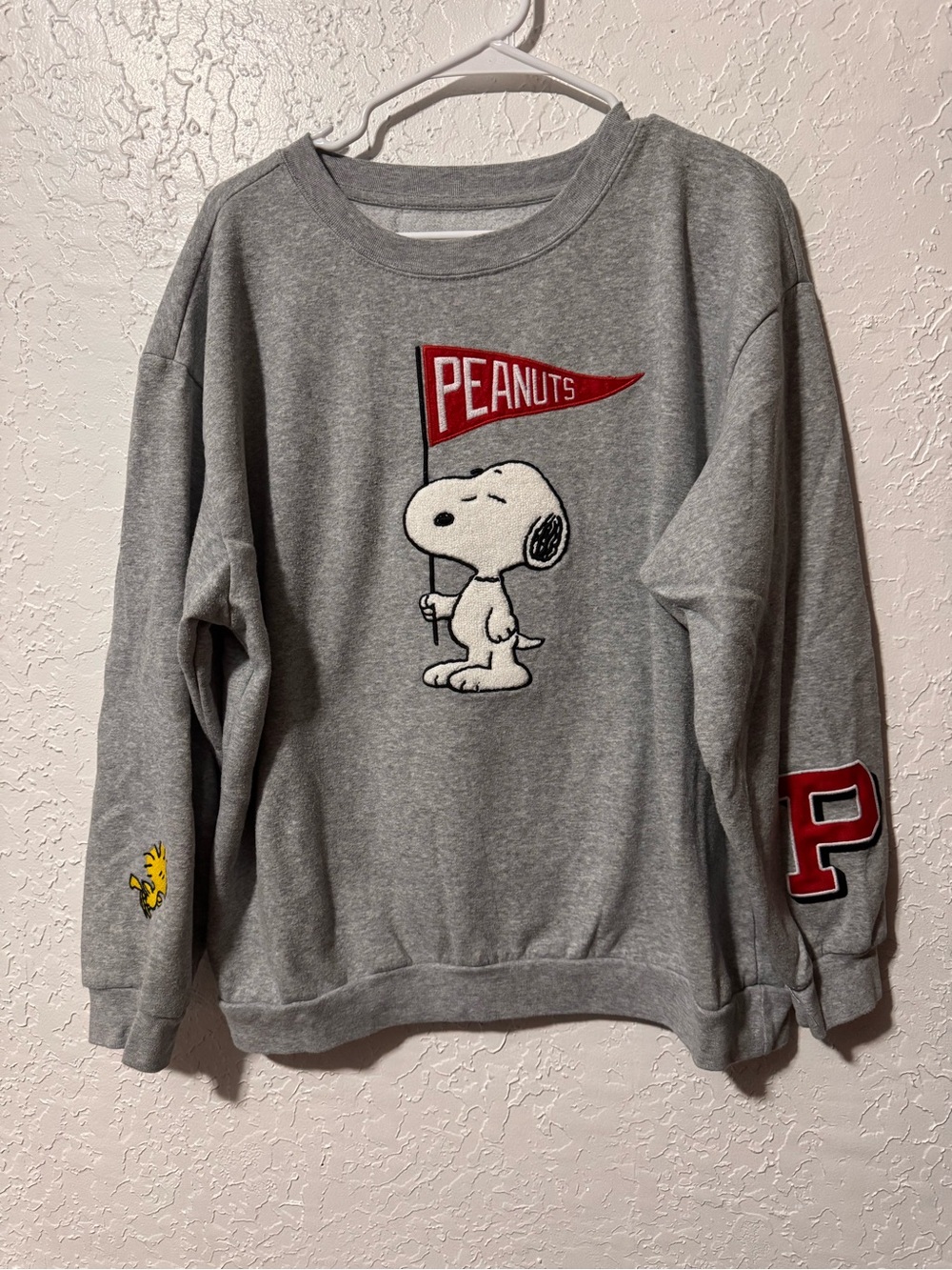 Peanuts Ladies Snoopy Fashion Sweatshirt Crewneck with Chenille Patch